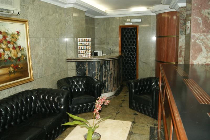 Republica Park 3*